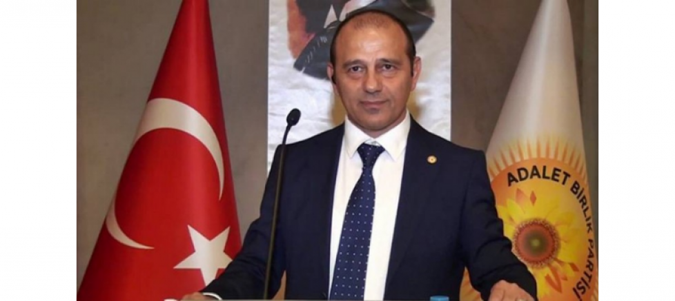 İrfan Uzun: Siyasi Partiler İçin Yeni Nesil Dijital Yönetim Sistemi Geliyor - GÜNDEM - İnternetin Ajansı