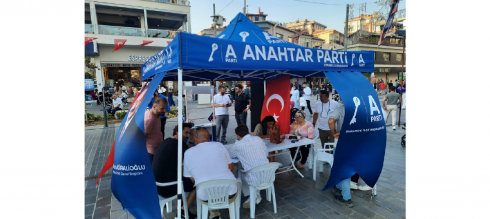 ANAHTAR Parti Ümraniye’de sahada: “Suskun çoğunluğun sesi olmaya geldik” - GÜNDEM - İnternetin Ajansı