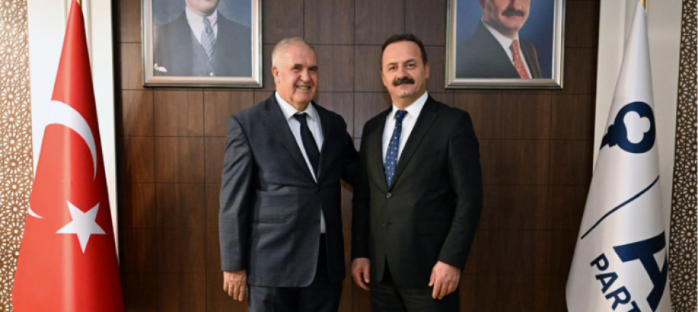 SEBAHATTİN UZUN: “GENÇLİĞİMİZ SANAL KUMAR BATIĞINA SÜRÜKLENİYOR, DEVLET SEYREDİYOR” - GÜNDEM - İnternetin Ajansı