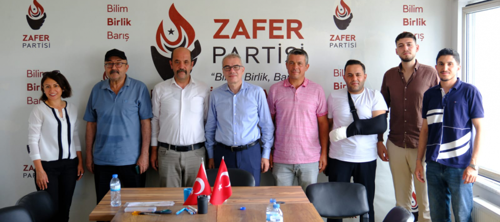 Zafer Partisi Kayseri ve Yozgat İl Başkanlarından ortak tepki: “25 milyonluk makam aracı, 500 tır pancarın bedeli! Çiftçiye reva görülen zor yaşamla bu lüks nasıl bağdaşır?” - GÜNDEM - İnternetin Ajansı